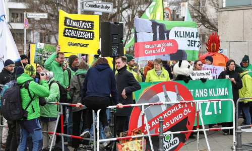 Umweltaktivisten protestieren am 13.03.2025