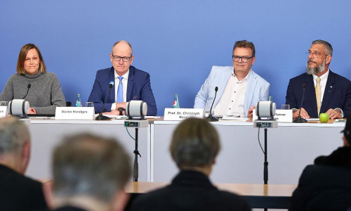 Pressekonferenz: Sechste Deutsche Mundgesundheitsstudie am 17.03.2025