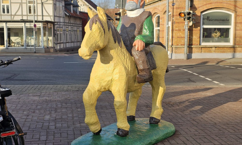 Der Kleine Reiter steht wieder auf dem Juliusmarkt.