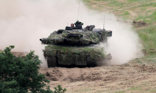 Bundeswehr-Panzer "Leopard 2" (Archiv)