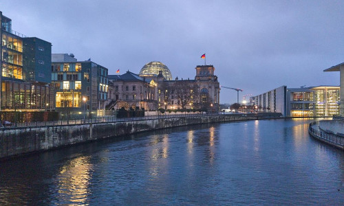 Reichstagsgebäude am 28.02.2025