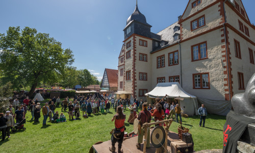 Am Muttertagswochenende findet wieder das traditionelle Museumsfest am Schloss Salder statt.