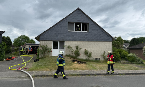 Im Obergeschoss war das Feuer ausgebrochen.