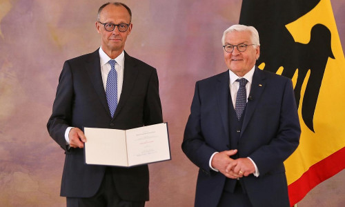 Friedrich Merz und Frank-Walter Steinmeier am 06.05.2025