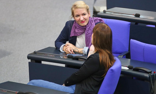 Ines Schwerdtner und Heidi Reichinnek am 06.05.2025