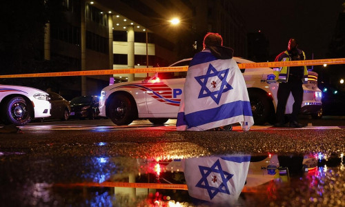 Tatort nach den tödlichen Schüssen auf zwei Mitarbeiter der israelischen Botschaft in Washington am 22.05.2025