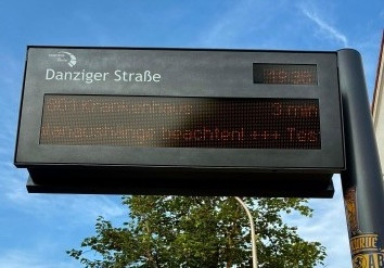 Die dynamischen Fahrgastinformationsanzeiger sollen nun getestet werden.