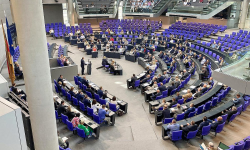 Bundestagssitzung am 27.06.2025
