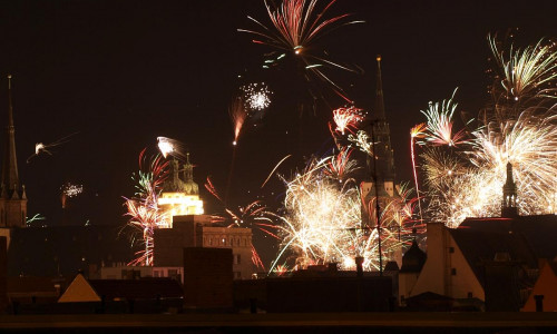 Silvesterfeuerwerk in Halle (Archiv)