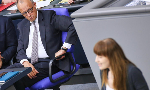 Friedrich Merz und Heidi Reichinnek am 24.06.2025