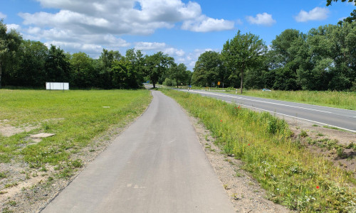Der sanierte Radweg.
