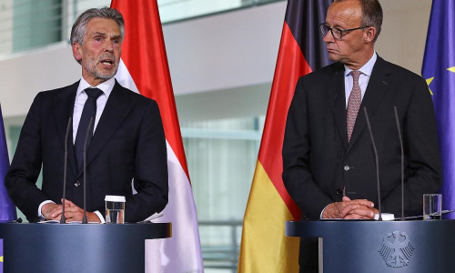 Dick Schoof und Friedrich Merz am 10.06.2025