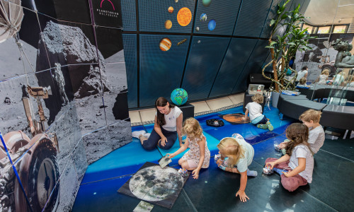 Expedition im Sonnensystem – mit Blue-Bots auf Spurensuche.