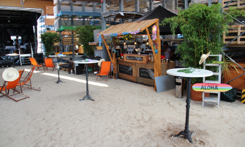 Vom 15. bis zum 31. August findet auf dem Klesmerplatz der StadtStrand Salzgitter statt.