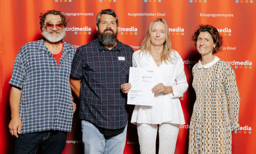 Preispate Heiko Pinkowski, Aleksandar Stojanovic und Iris Mügge vom Kulturinstitut, nordmedia-Geschäftsführerin Meike Götz.