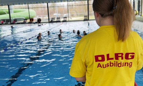 Der DLRG Wolfenbüttel e.V. bietet wieder Rettungsschwimmer-Kurse an