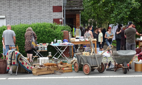 Impression vom letzten Dorf- und Garagenflohmarkt am 4. August 2024.