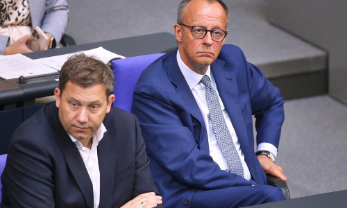 Lars Klingbeil und Friedrich Merz (Archiv)