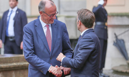 Friedrich Merz und Emmanuel Macron am 23.07.2025