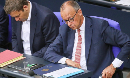 Lars Klingbeil und Friedrich Merz (Archiv)