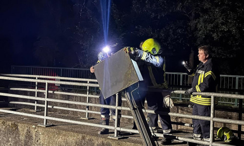 Die Feuerwehr Offensen war am Allerwehr Oppershausen im Einsatz (Archiv)