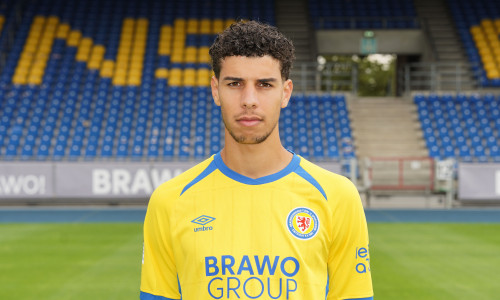 Eintracht Braunschweig verleiht Walid Ould-Chikh in die Niederlande.