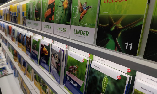 Biologie-Schulbücher (Archiv)