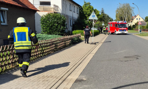  Ein beschädigtes Gasrohr hat am Mittwochmorgen für einen Einsatz von Feuerwehr, Polizei und Rettungsdienst in Jerxheim gesorgt.