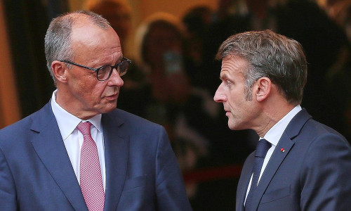 Friedrich Merz und Emmanuel Macron (Archiv)