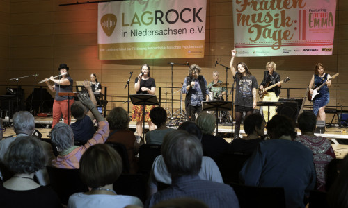 Beim Abschlusskonzert präsentierten alle Bands ihre Songs aus unterschiedlichen musikalischen Genres.