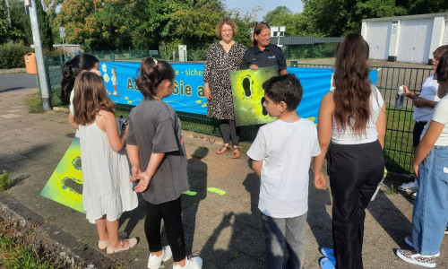 Stellvertretend für alle Schulen in Salzgitter fanden in der letzten Woche Präventionsmaßnahmen der Polizei an der Grundschule am See statt