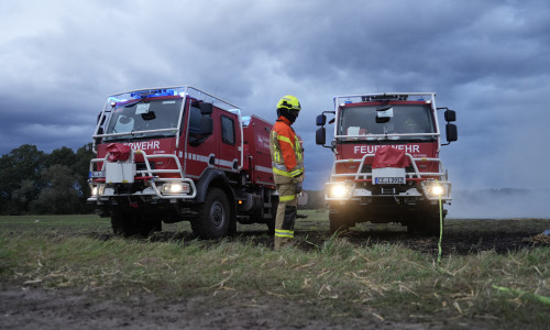 Diese Fahrzeuge des Typs CCFM Niedersachsen sind speziell für die Vegetationsbrandbekämpfung am Boden ausgerüstet.