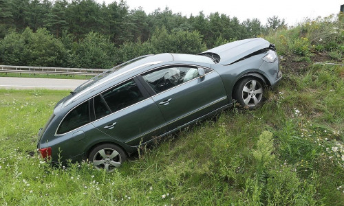 Skoda an Lärmschutzwall (Archiv)