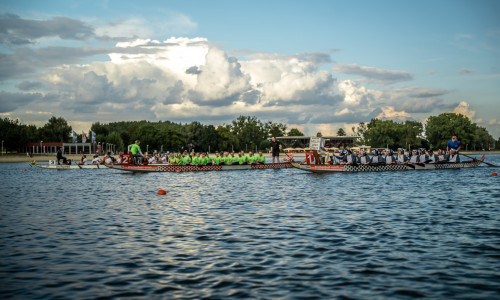 Der Handwerks-Cup im Drachenboot hat erfolgreich Premiere gefeiert