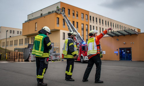 Der Einsatz wurde in mehreren Abschnitten koordiniert.
