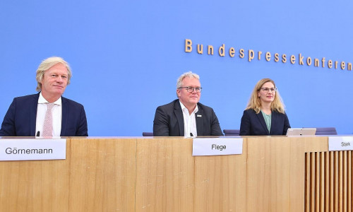 Bahnstrategie des Bundes und Beitrag der Branche zum Nahverkehr am 22.09.2025