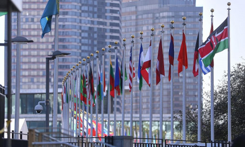 Fahnen von der den Vereinten Nationen (Archiv)
