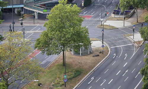 Komplexe Straßenkreuzung (Archiv)