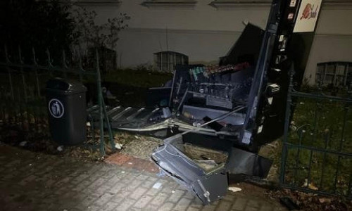 Gesprengter Snackautomat Stadthagen
