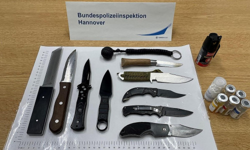 Übersichtsaufnahme der Sicherstellungen (Archiv)