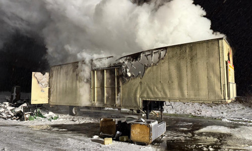Der Anhänger hatte auch schon in der Neujahrsnacht gebrannt.