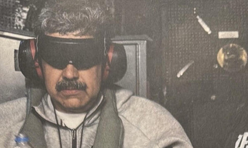 Von US-Präsident Donald Trump veröffentlichtes Foto von Maduro nach Festnahme am 03.01.2026