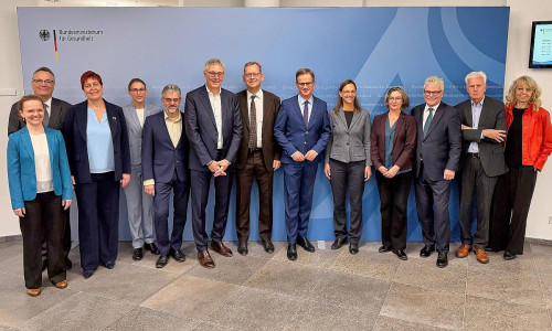 Konstituierende Sitzung der Pflegestrukturkommission am 27.10.2026