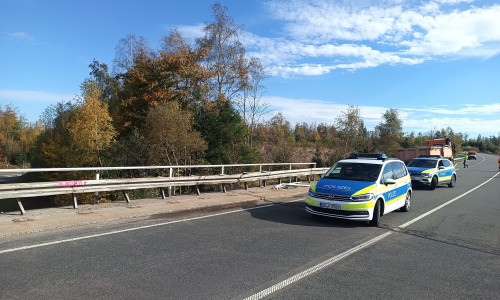Die Straße war voll gesperrt.