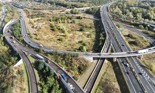 Im Autobahndreieck Braunschweig-Südwest wird weiter gearbeitet.