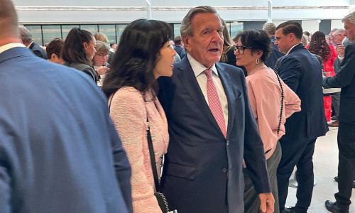 So-yeon Schröder-Kim und Gerhard Schröder (Archiv)