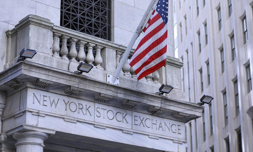 US-Fahne an der New York Stock Exchange