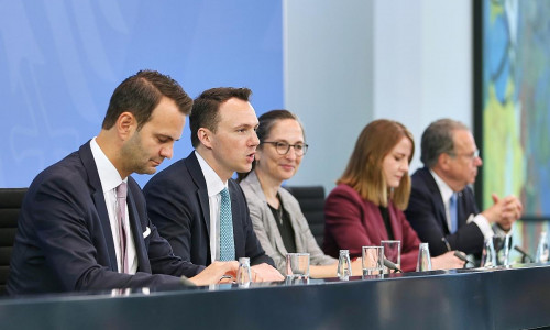 Vorstellung Abschlussbericht der Rentenkommission (Archiv)