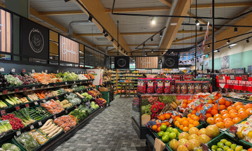 An Obst und Gemüse soll es nicht fehlen im neuen Edeka-Markt in Helmstedt.