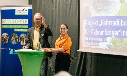 Beim Giving Circle 2025 stellen Engagierte aus dem Verein „Wir helfen Kindern“ ihr Projekt vor